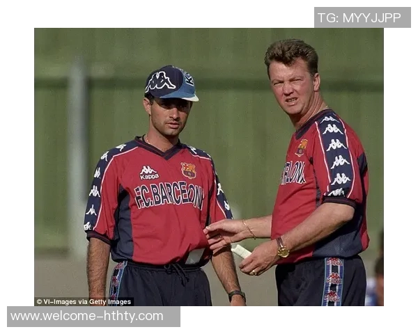 古利特赞范佩西执教潜力希望其未来能执掌曼联教鞭